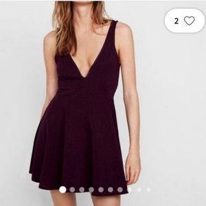 Express Deep V-Wire Fit and Flate Skort